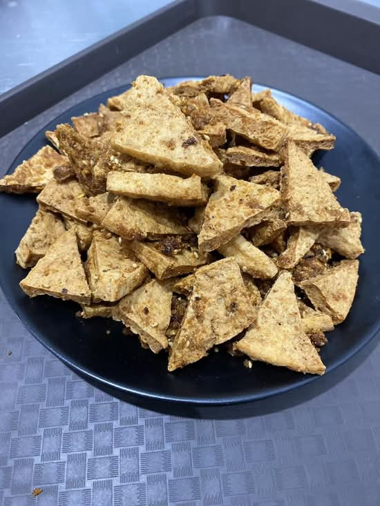 Crispy Spicy Fried ToFu(脆炸香辣豆腐）